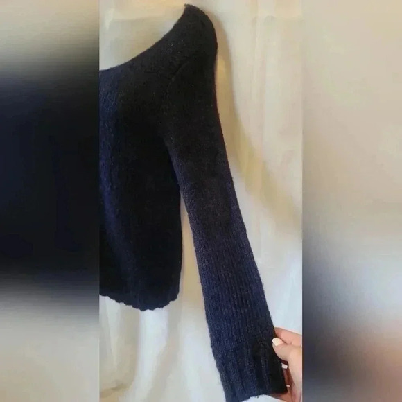 Women’s GAP Navy Blue Alpaca Knit Pullover Sweater - XSMALL - Picture 4 of 8